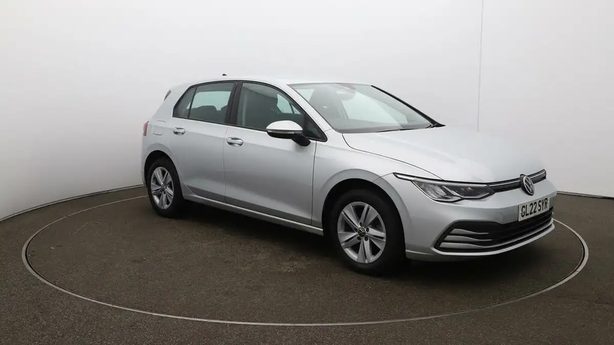 2022-volkswagen-golf-10-tsi-life-hatchback-big-35