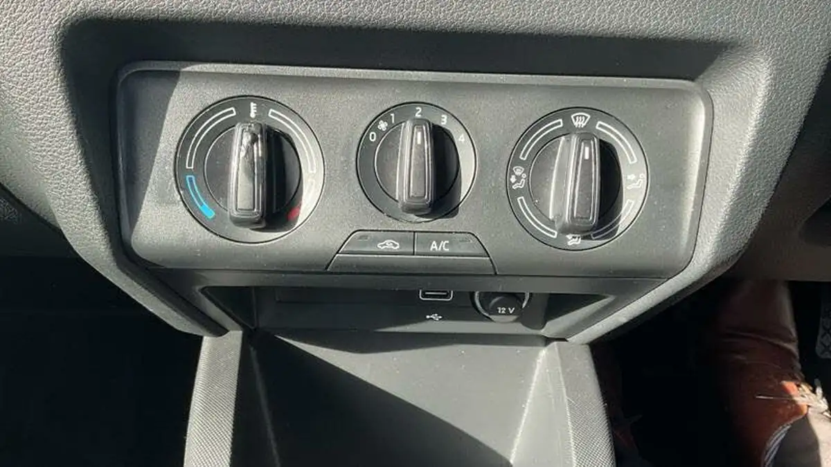 2021-skoda-fabia-10-tsi-se-drive-95ps-hatchback-dsg-big-19
