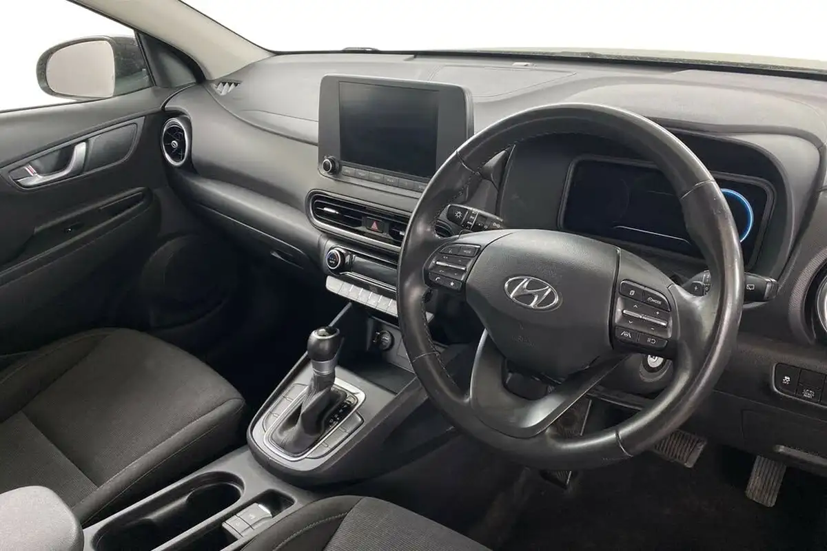 2022-hyundai-kona-16-gdi-se-connect-big-9