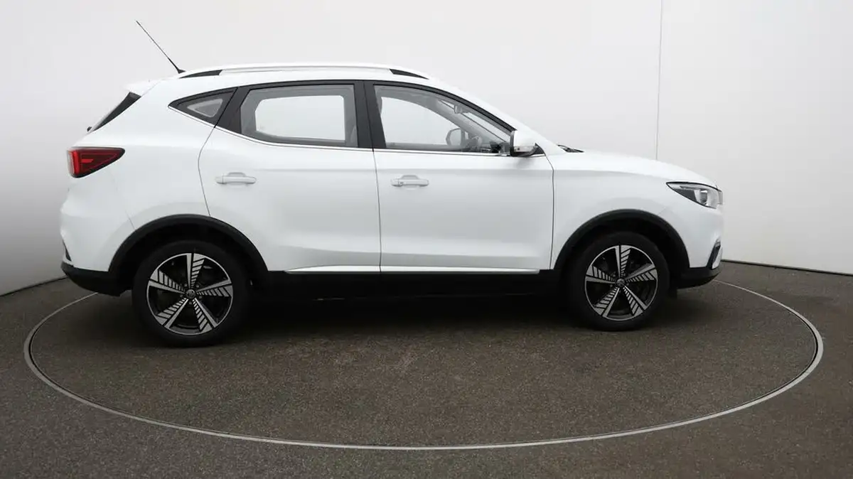 2021-mg-zs-suv-e-exclusive-ev-big-44