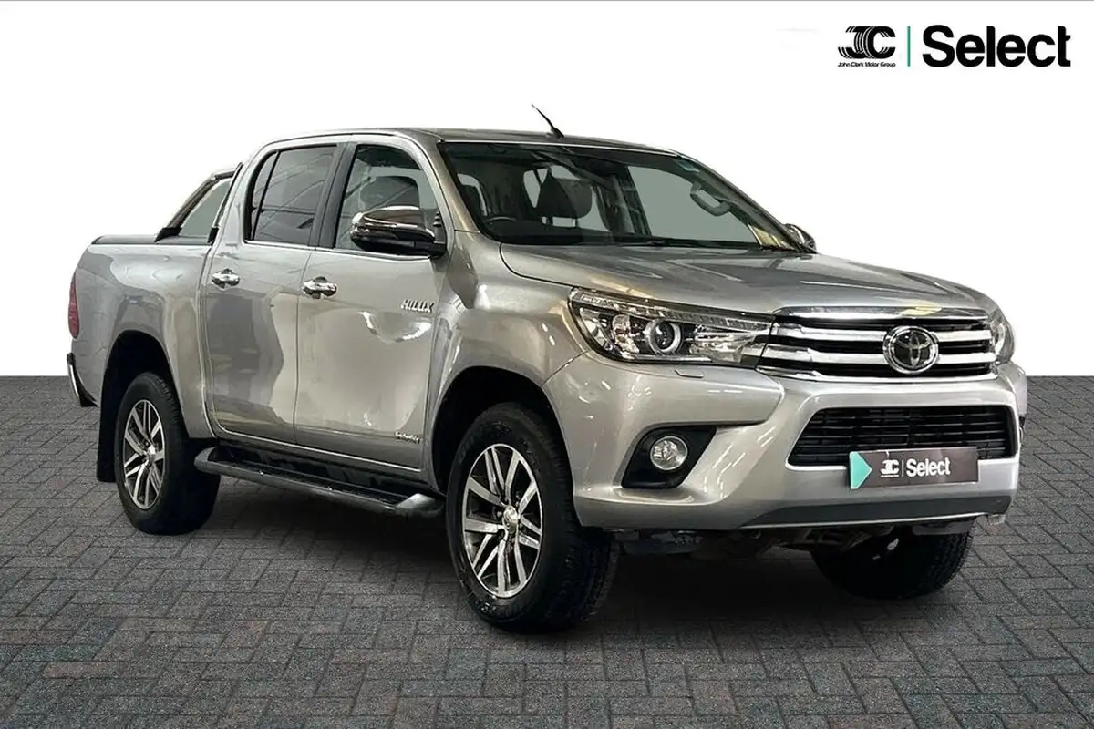 2018-toyota-hi-lux-24d-invincible-ss-auto-big-0
