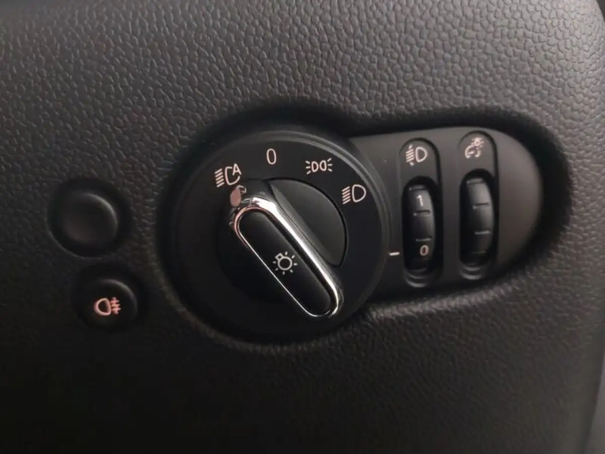 2021-mini-cooper-15-cooper-classic-hatchback-5d-big-16