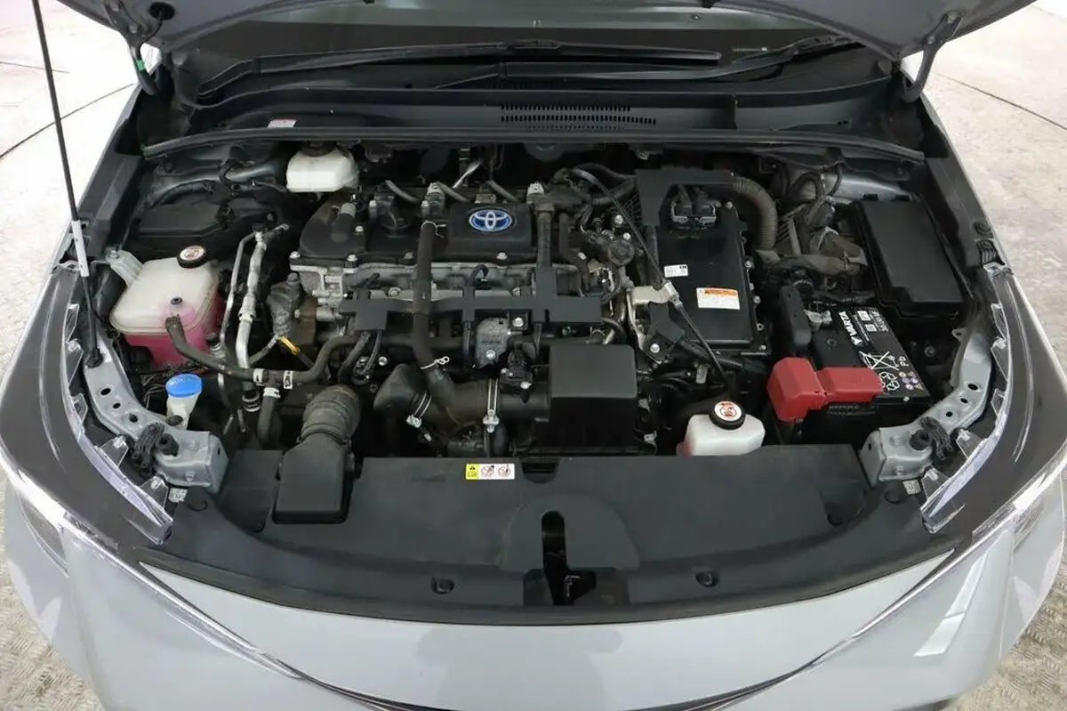2022-toyota-corolla-18-vvt-i-icon-120bhp-trk-hatchback-5d-big-22