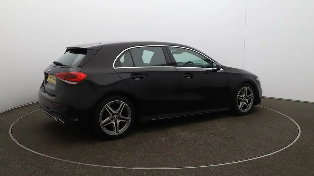 2019-mercedes-benz-a-class-13-a180-amg-line-hatchback-5d-big-42