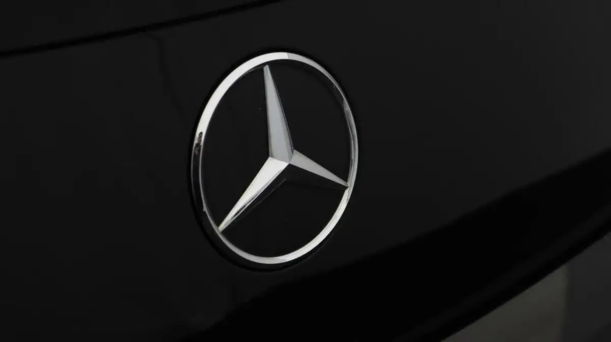 2019-mercedes-benz-c-class-15-c200-amg-line-premiumss-coupe-2d-big-19
