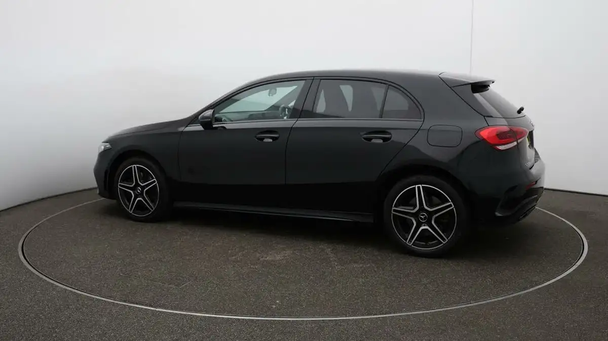 2022-mercedes-benz-a-class-13-a250e-amg-line-edition-hatchback-5d-big-37