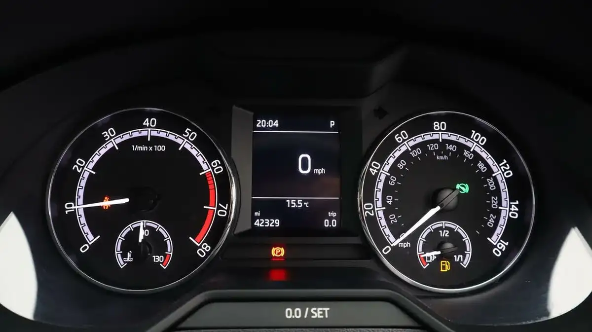 2019-skoda-octavia-10-tsi-se-estate-dsg-big-10