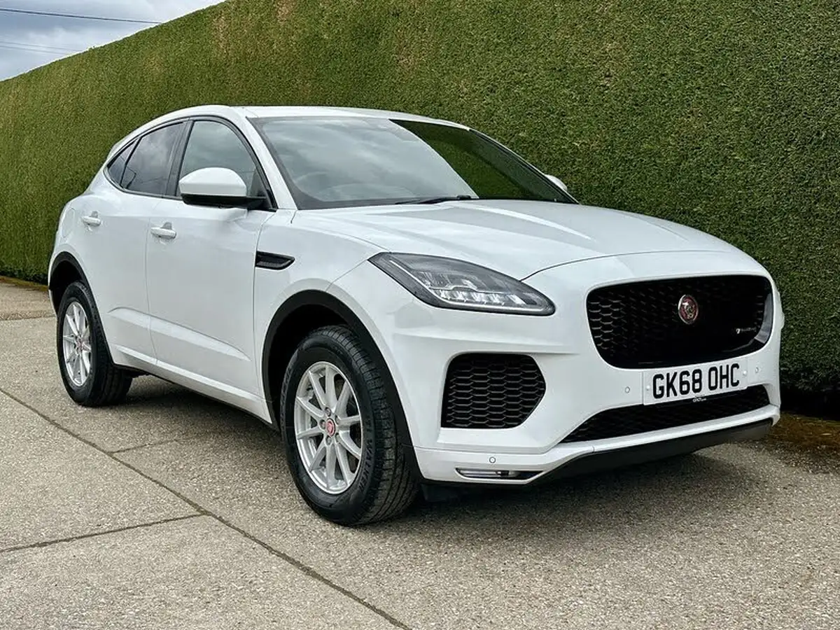 2018-jaguar-e-pace-20-i4d-r-dynamic-150ps-big-0
