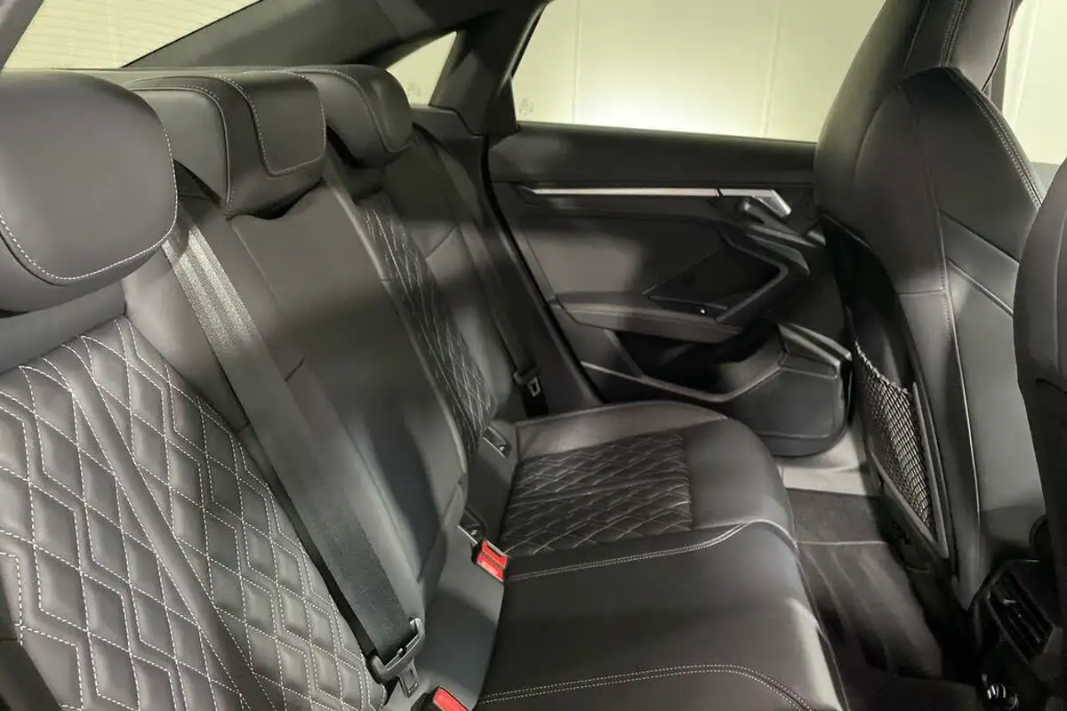 2022-audi-s3-20-tfsi-saloon-4d-big-21