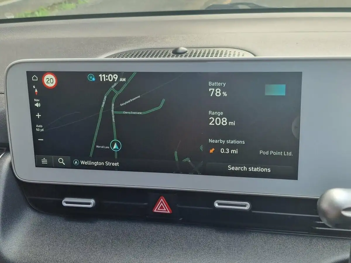 2021-hyundai-ioniq-5-e-premium-170ps-58kwh-rwd-big-19