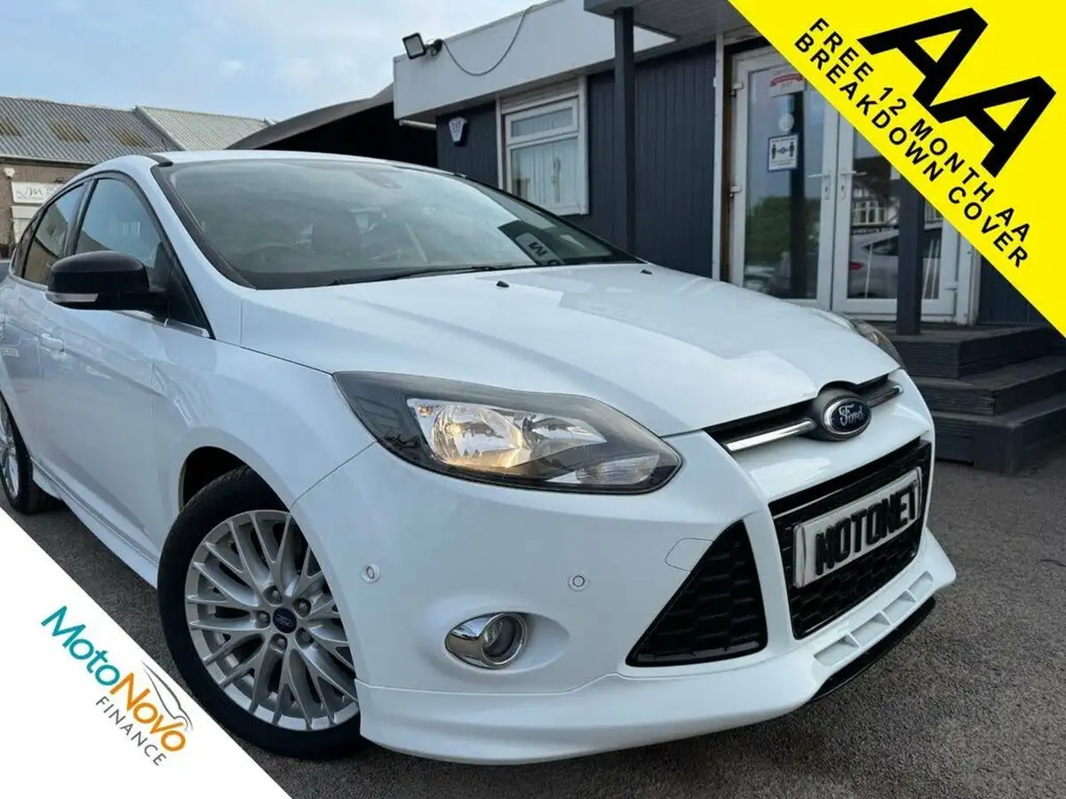 2013-ford-focus-16-zetec-s-scti-182ps-hatchback-big-25