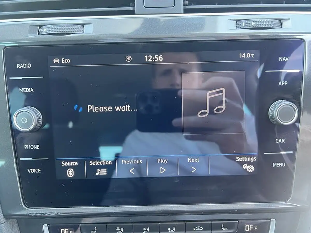 2019-volkswagen-golf-16tdi-match-edition-estate-big-29