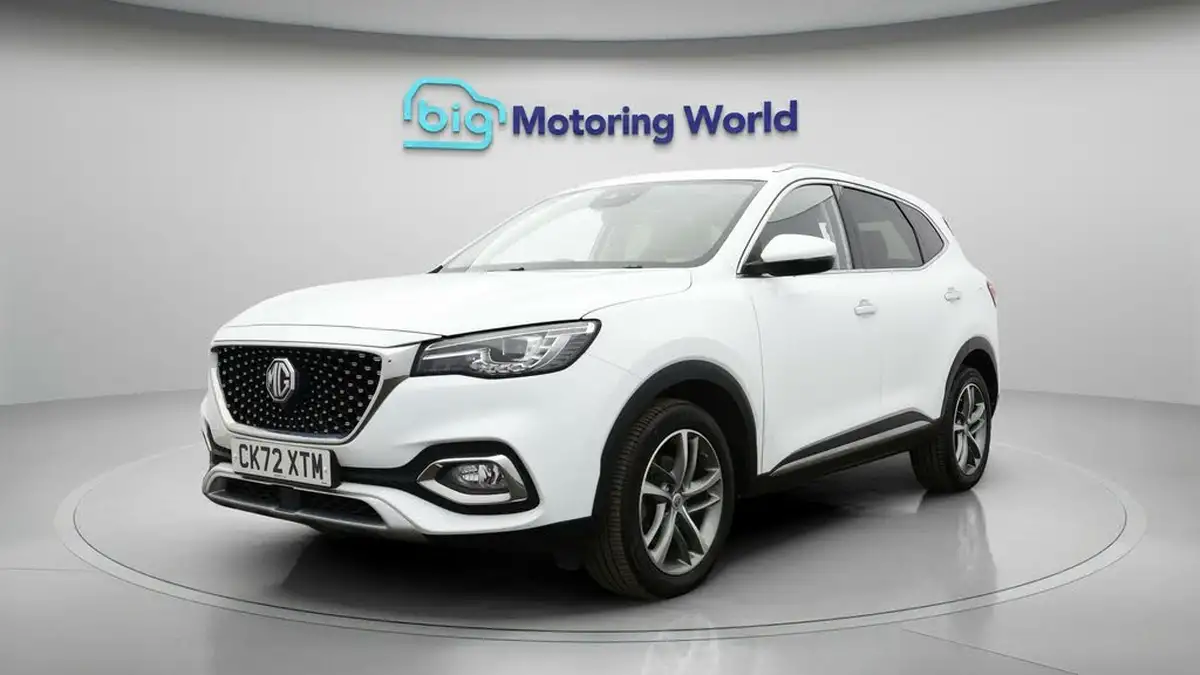 2022-mg-hs-15t-gdi-exclusive-162ps-dct-big-2