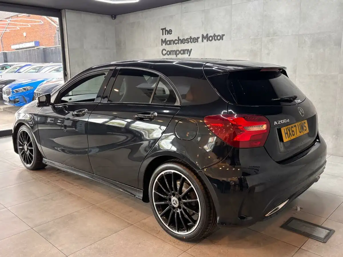 2017-mercedes-benz-a-class-21d-a200d-amg-line-premiumss-7g-dct-big-5