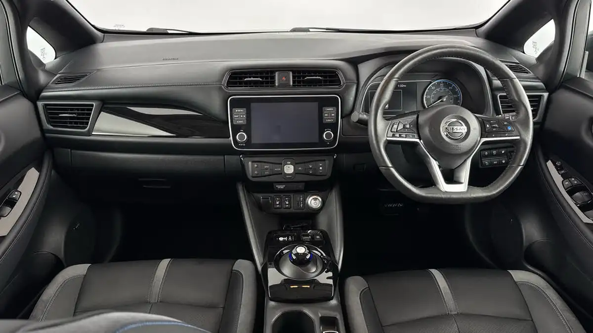2021-nissan-leaf-e-e-tekna-big-10