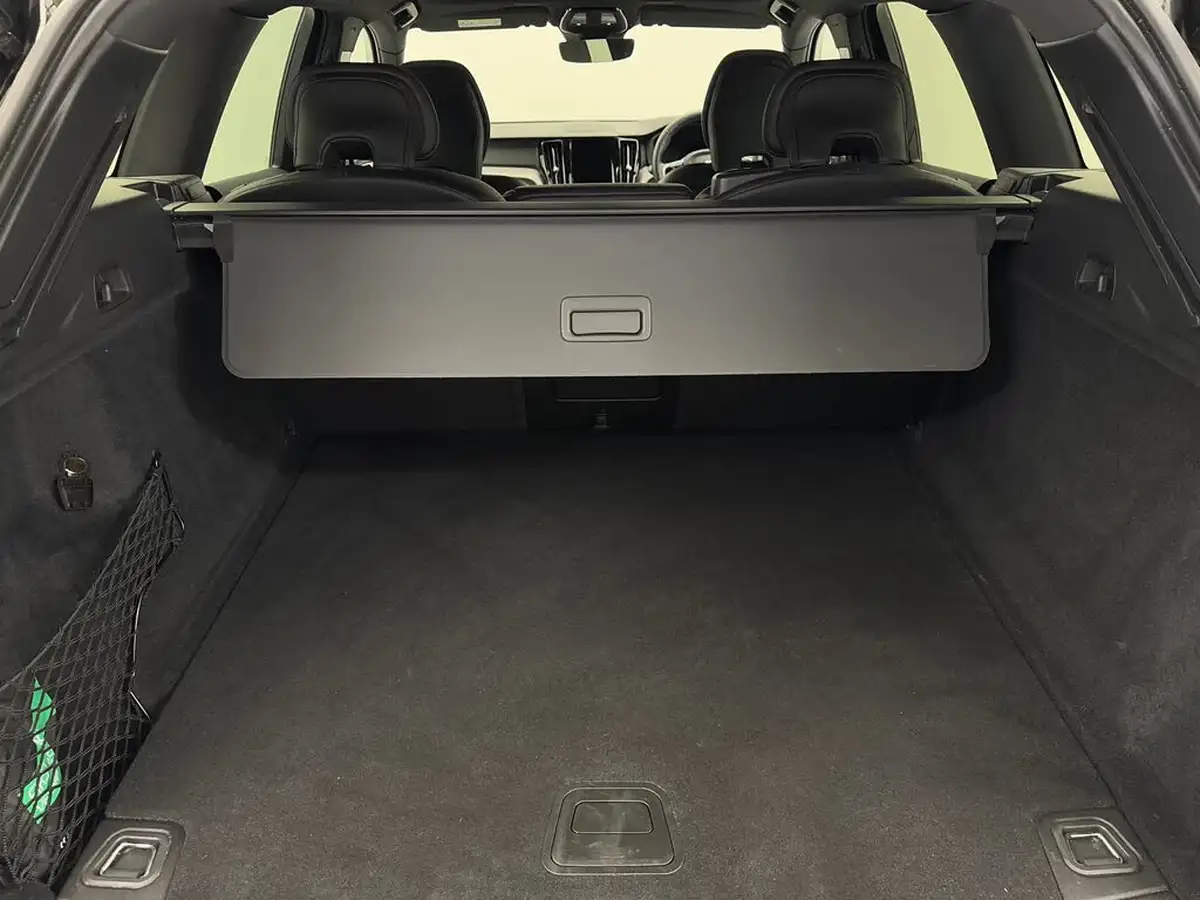 2021-volvo-xc60-20td-b4-r-design-awd-big-14