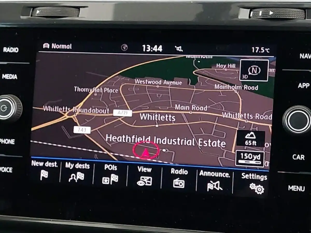 2019-volkswagen-golf-16tdi-match-hatchback-5d-big-10