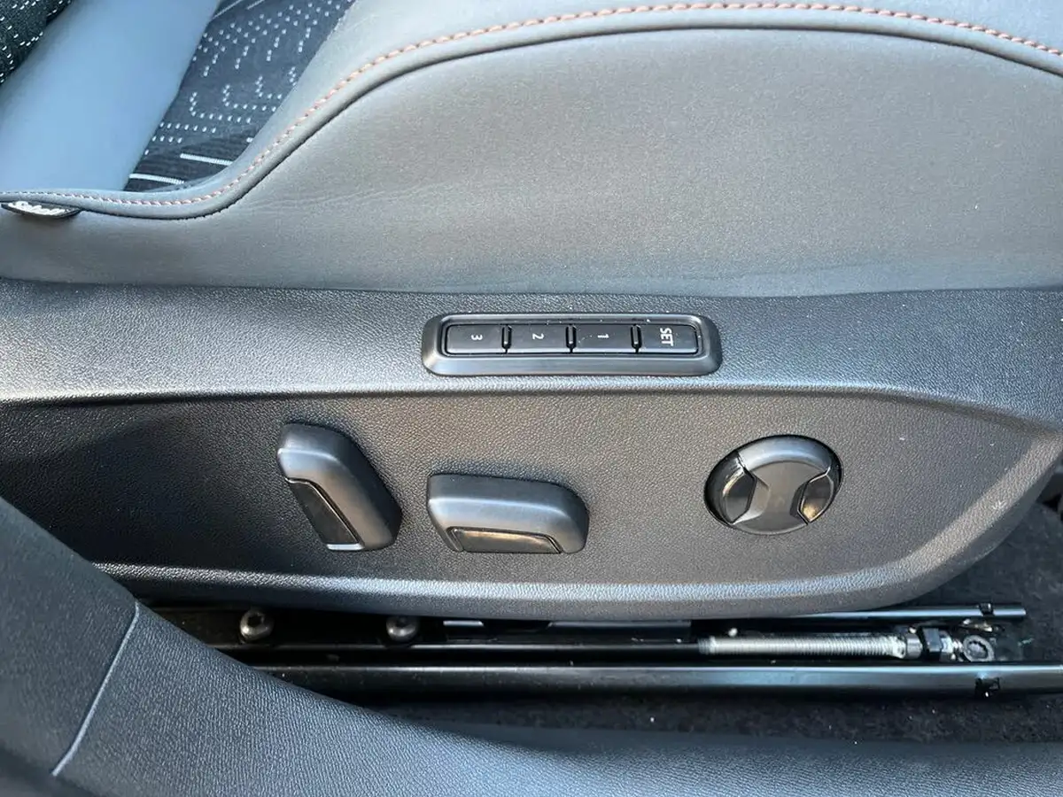 2024-cupra-formentor-20-tsi-vz3-333ps-4drive-big-30