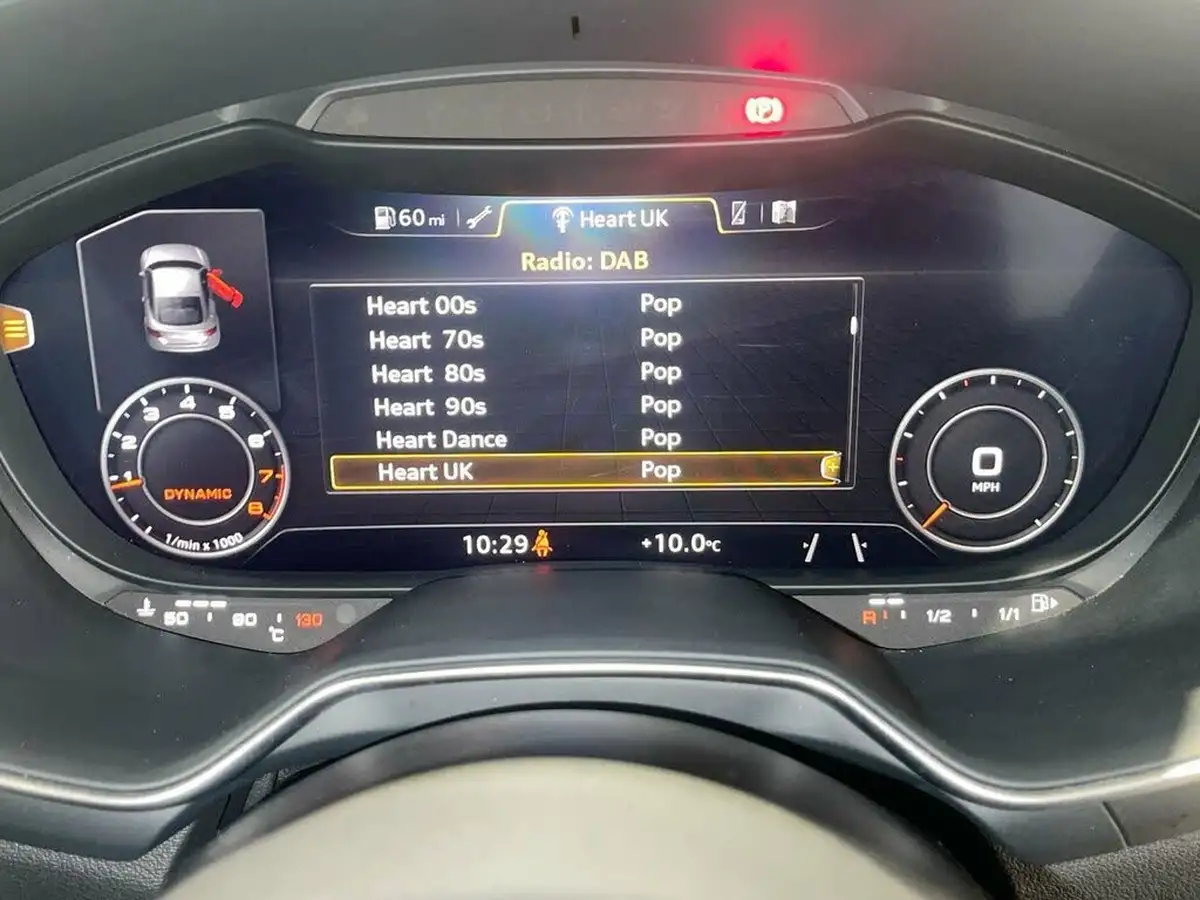 2017-audi-tt-coupe-20-tfsi-s-line-big-3