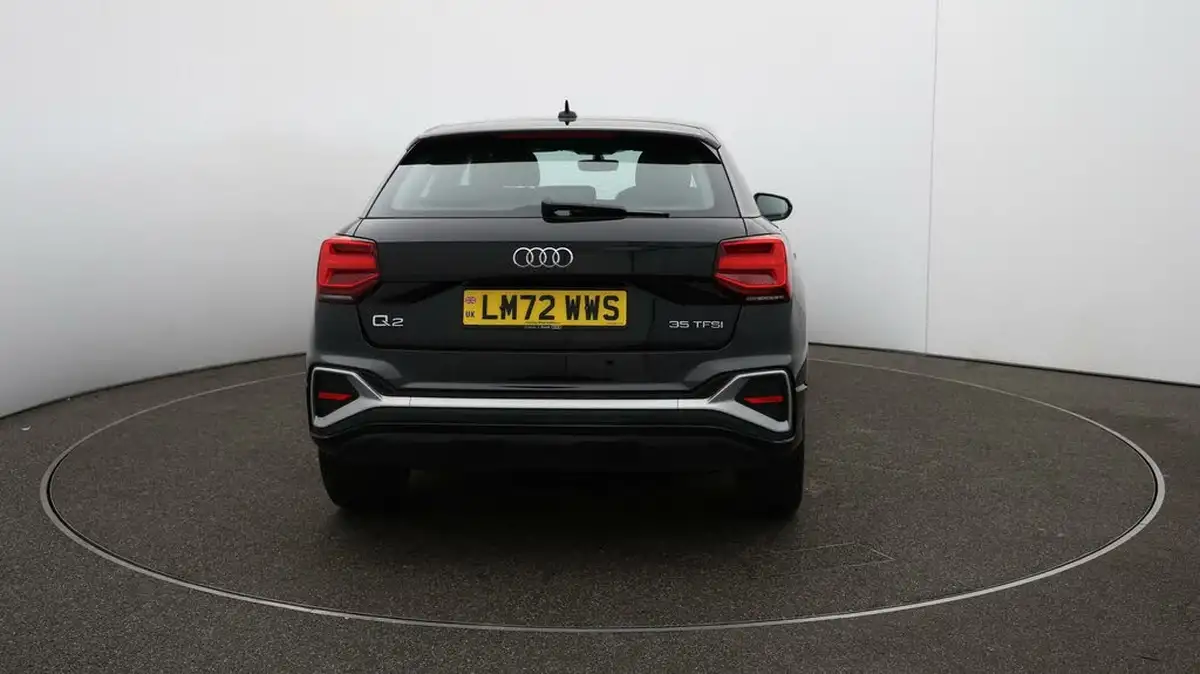 2022-audi-q2-15-35-tfsi-s-line-tronic-big-50