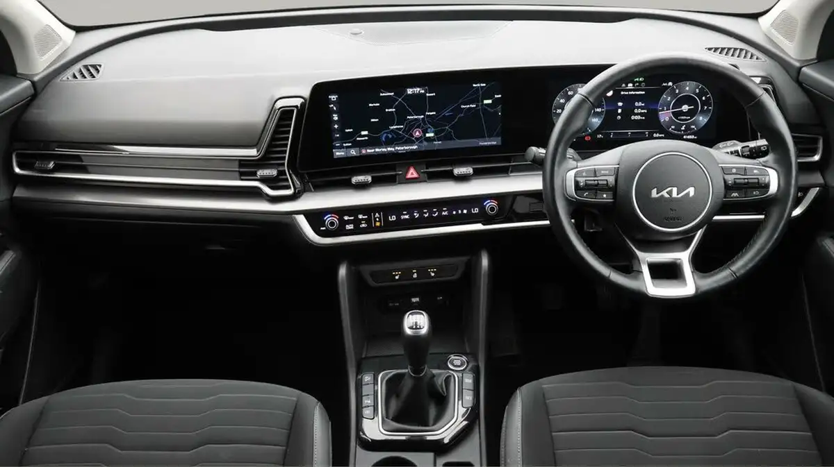 2023-kia-sportage-16-t-gdi-3-148bhp-big-13
