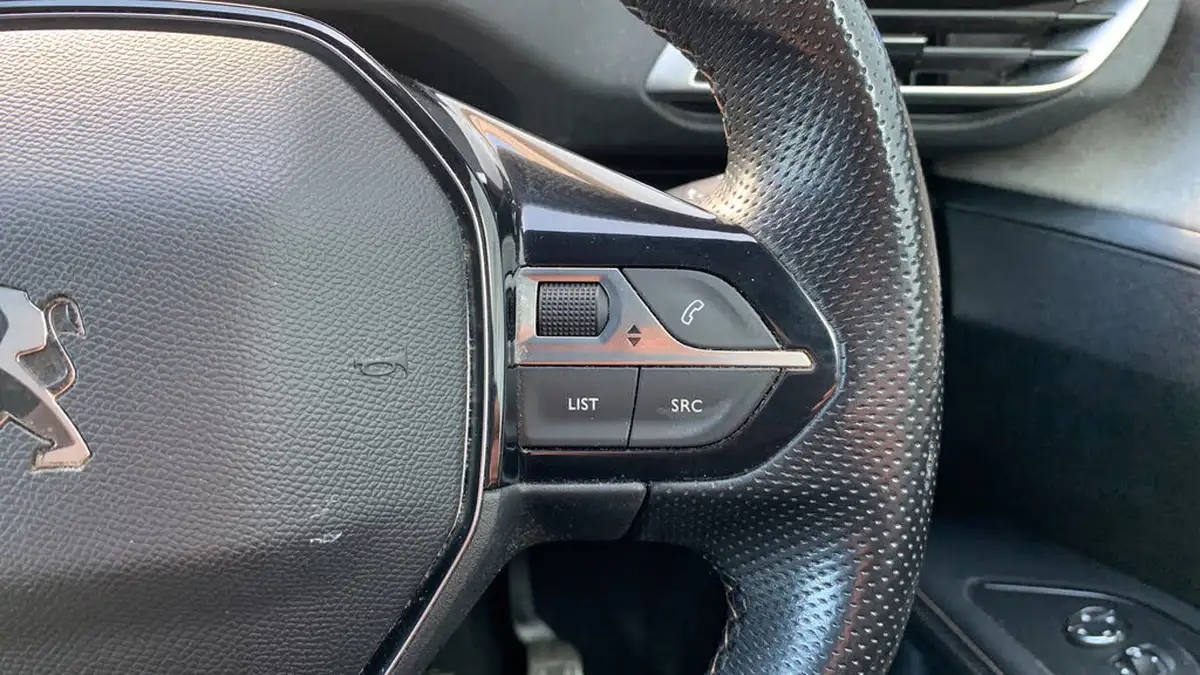 2022-peugeot-5008-suv-15-bluehdi-gt-eat8-big-23