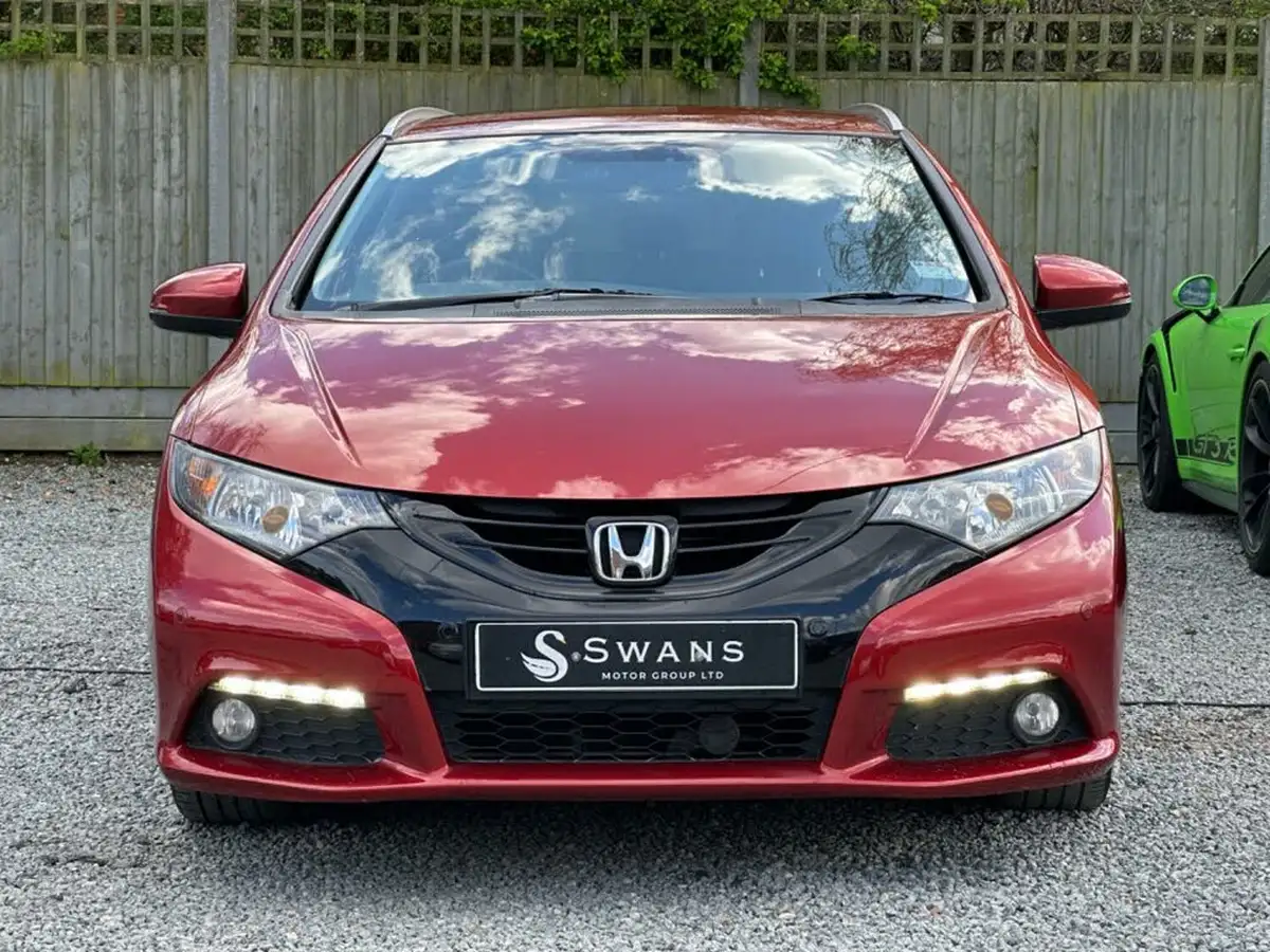 2014-honda-civic-18-sr-tourer-big-4