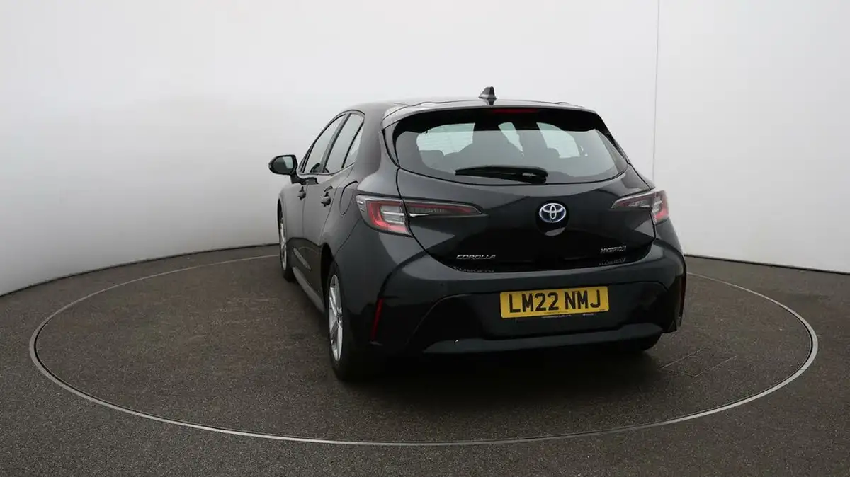 2022-toyota-corolla-18-vvt-i-icon-120bhp-trk-hatchback-5d-big-50