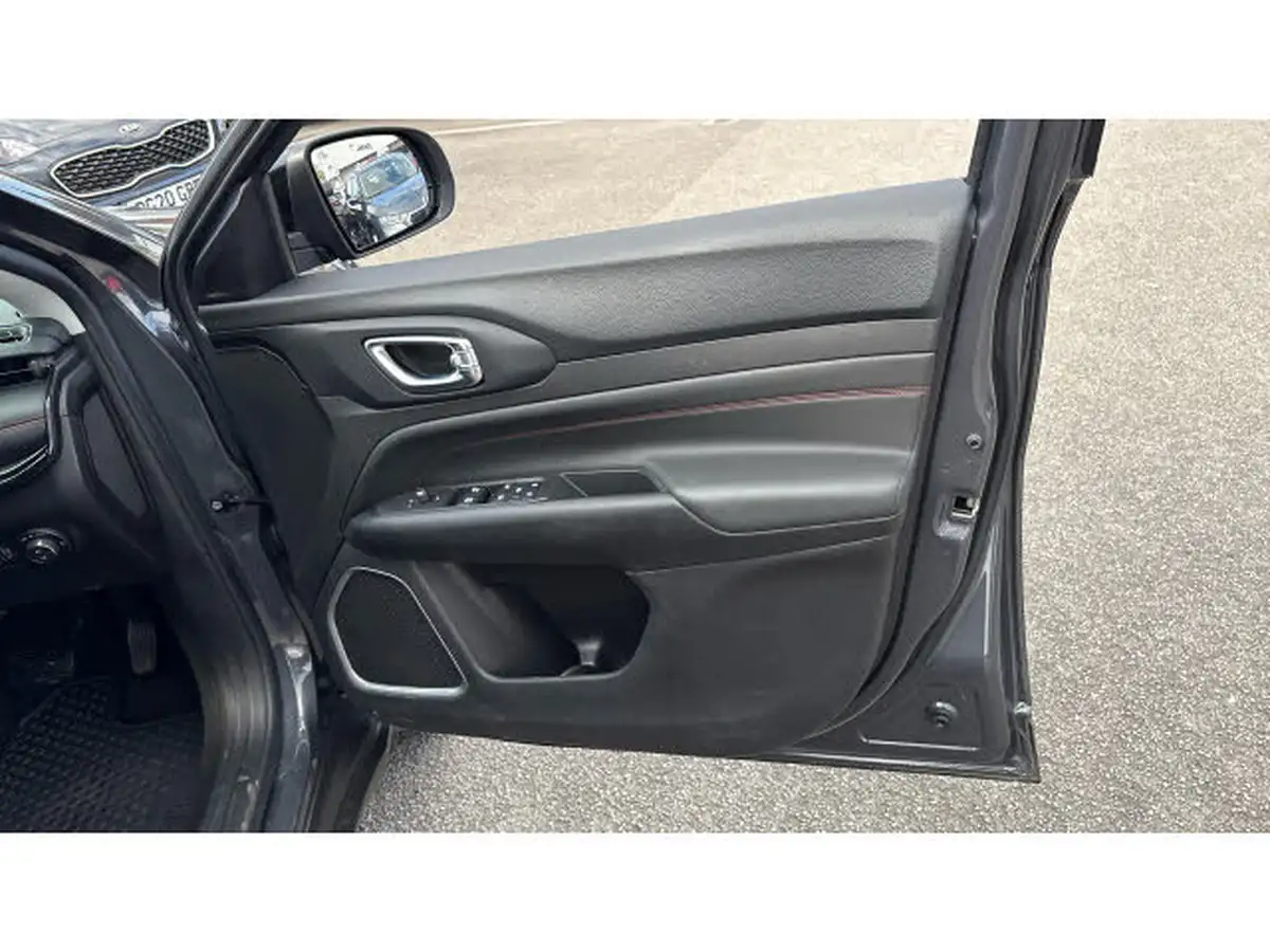 2022-jeep-compass-13-gse-trailhawk-big-18