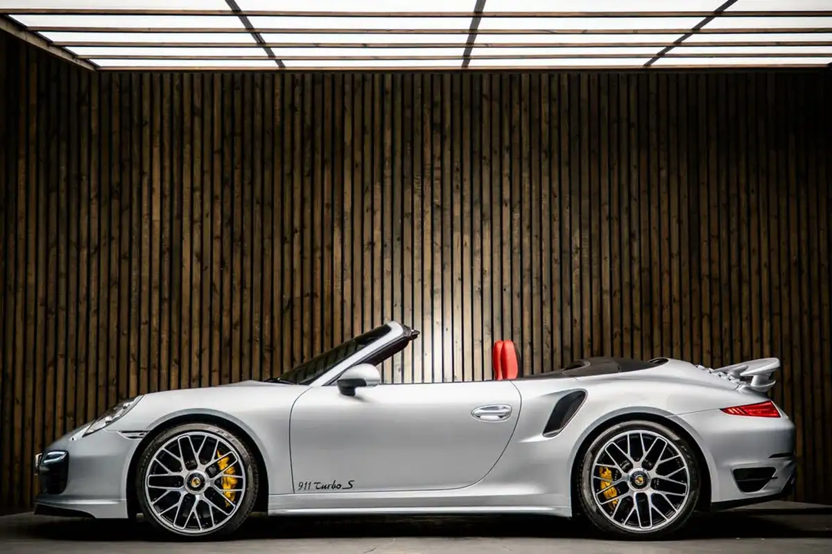 2014-porsche-911-38-turbo-s-coupe-big-6