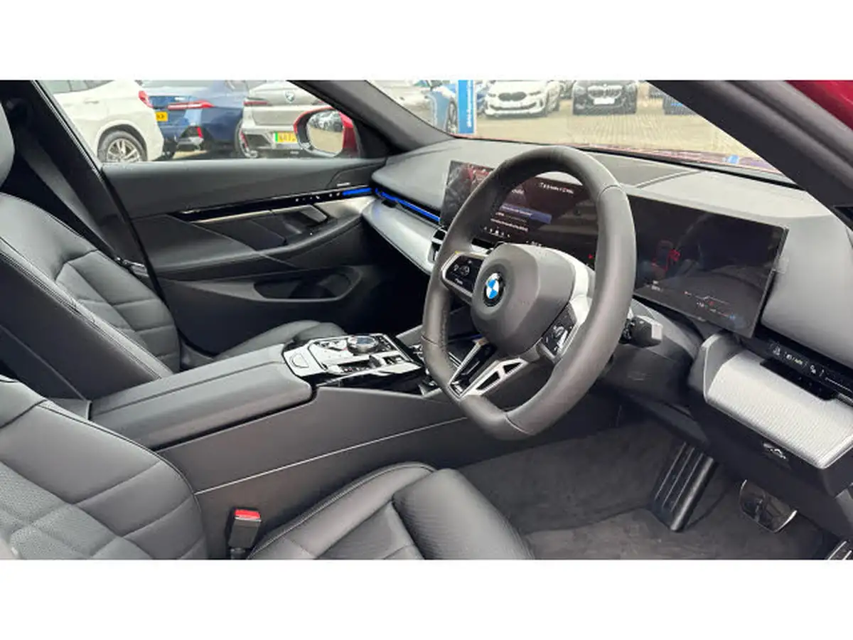 2025-bmw-5-series-20-520i-m-sport-mht-saloon-4d-big-5