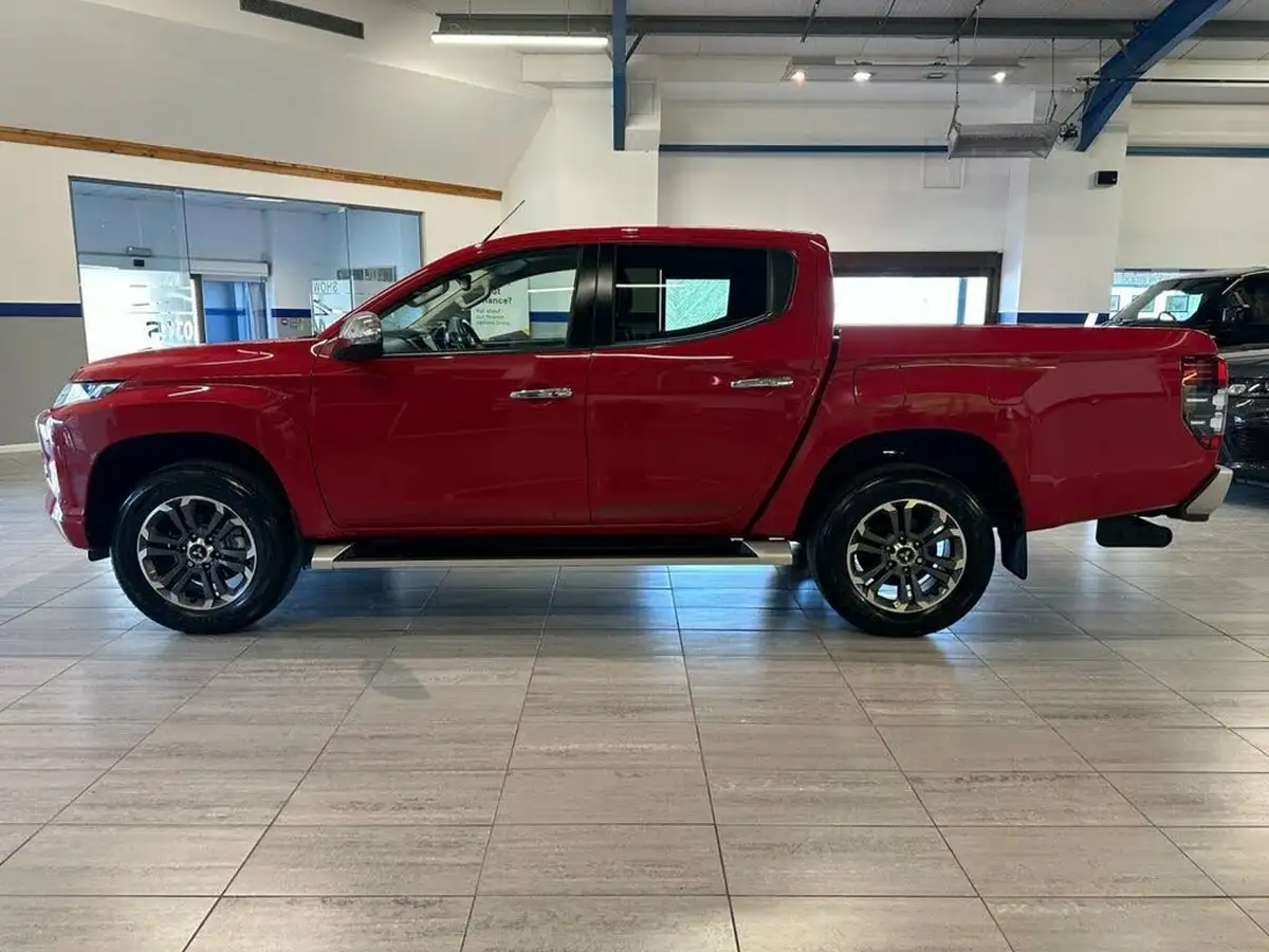 2021-mitsubishi-l200-22di-d-barbarian-x-big-3
