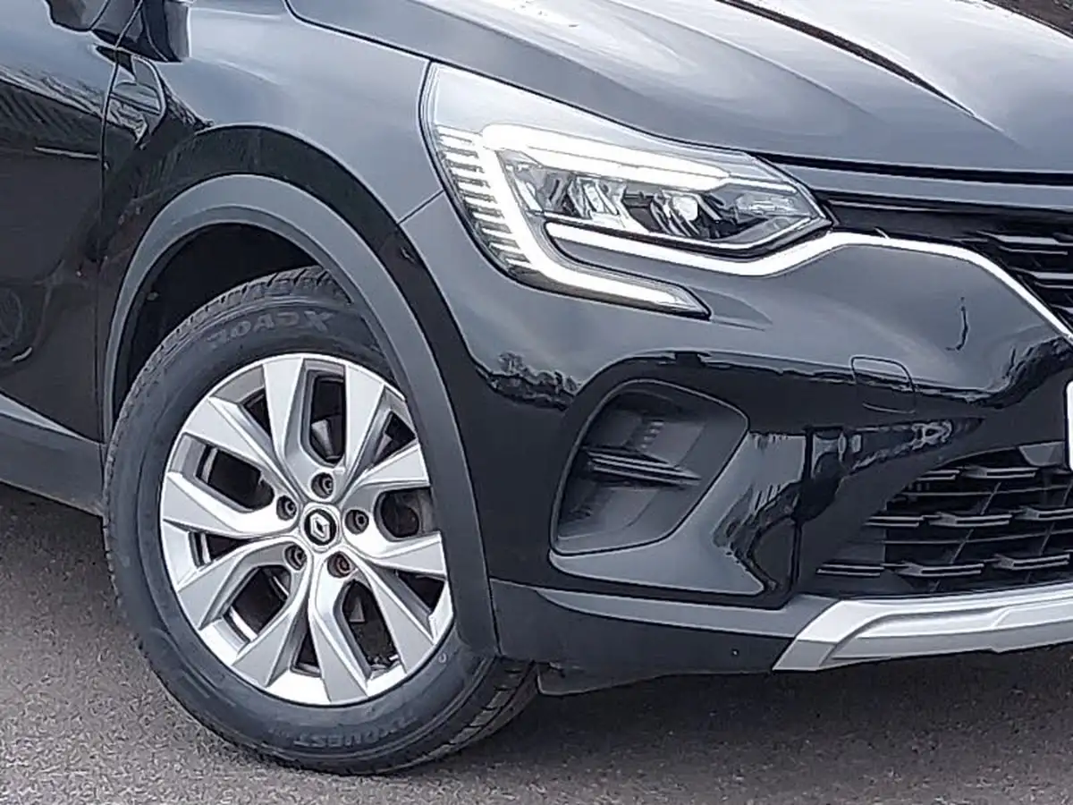 2022-renault-captur-13-tce-iconic-edition-edc-auto-big-8