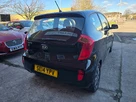 2014-kia-picanto-10-vr7-3d-small-9