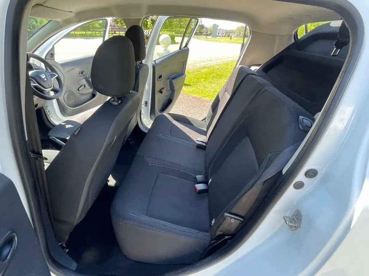 2018-dacia-sandero-10-sce-access-big-14