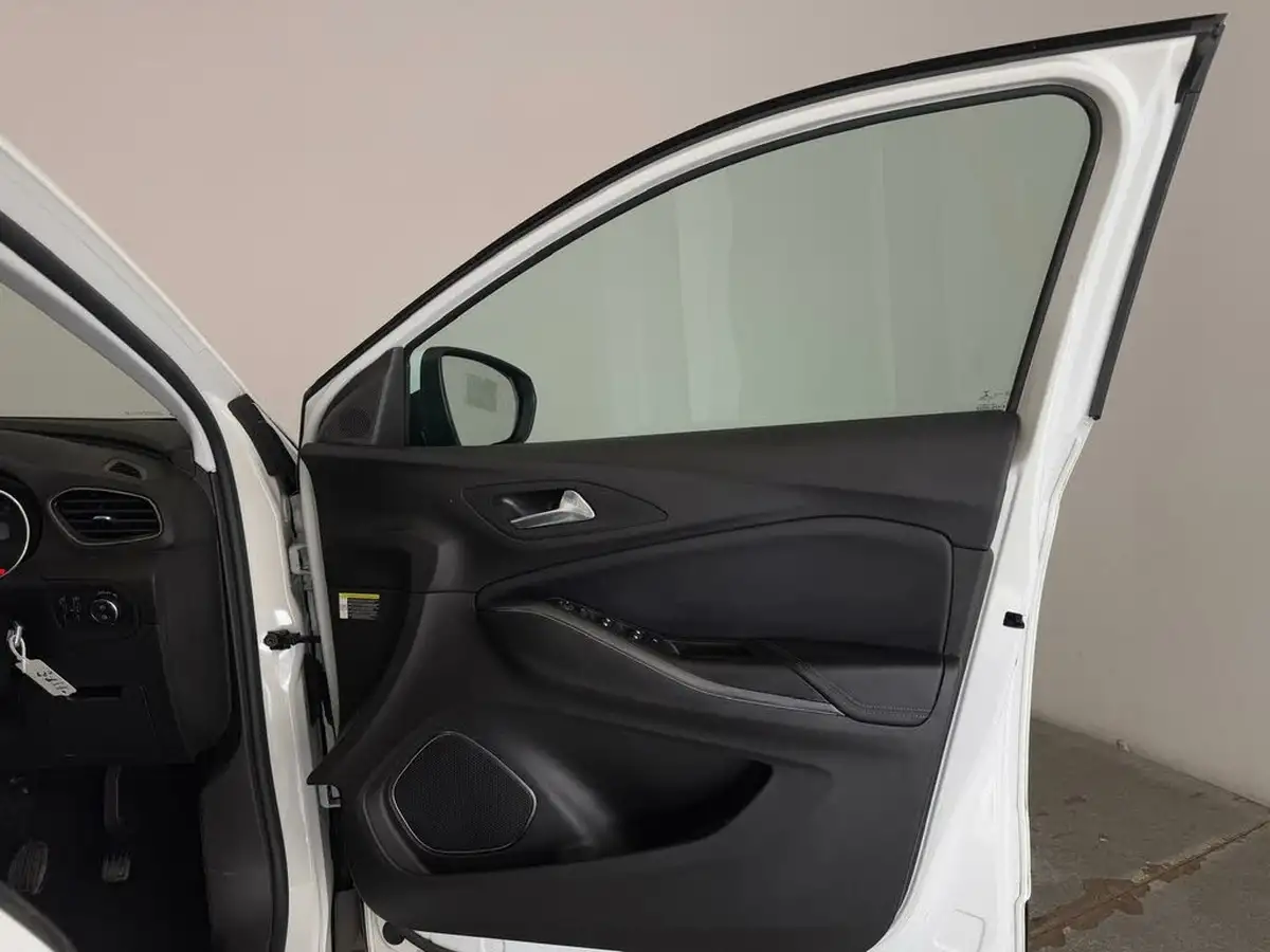 2021-vauxhall-grandland-x-15td-elite-nav-big-14