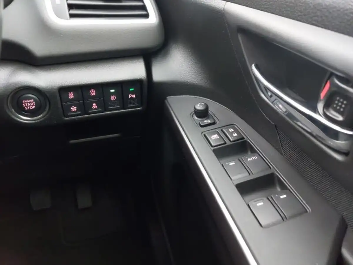 2023-suzuki-s-cross-14-boosterjet-motion-big-11