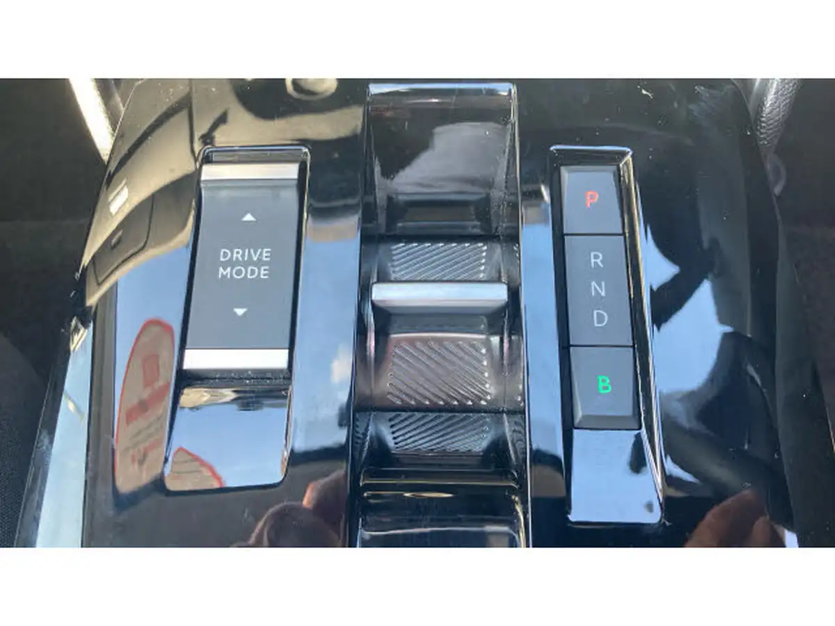 2024-citroen-c4-e-e-series-156ps-54kwh-big-24