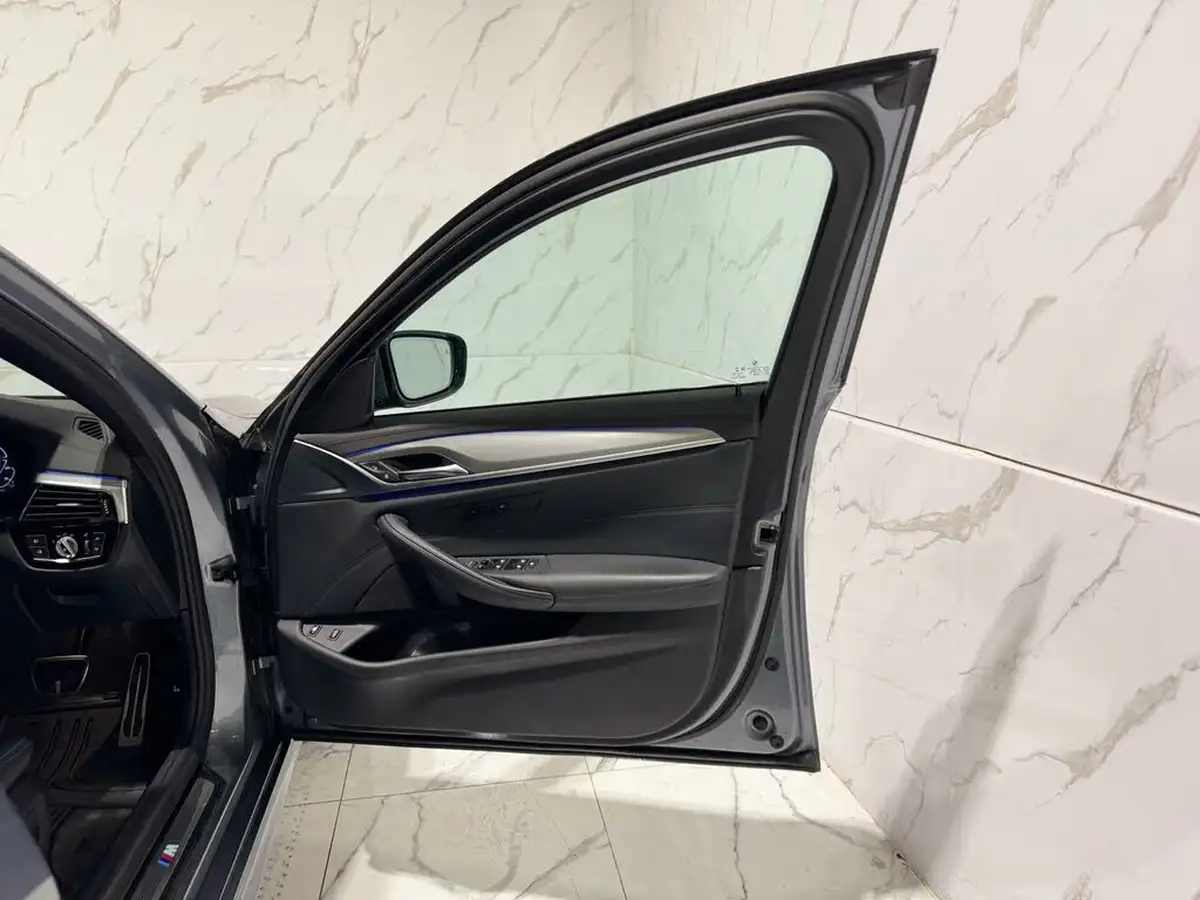 2019-bmw-5-series-20-530e-m-sport-plus-pack-auto-big-28