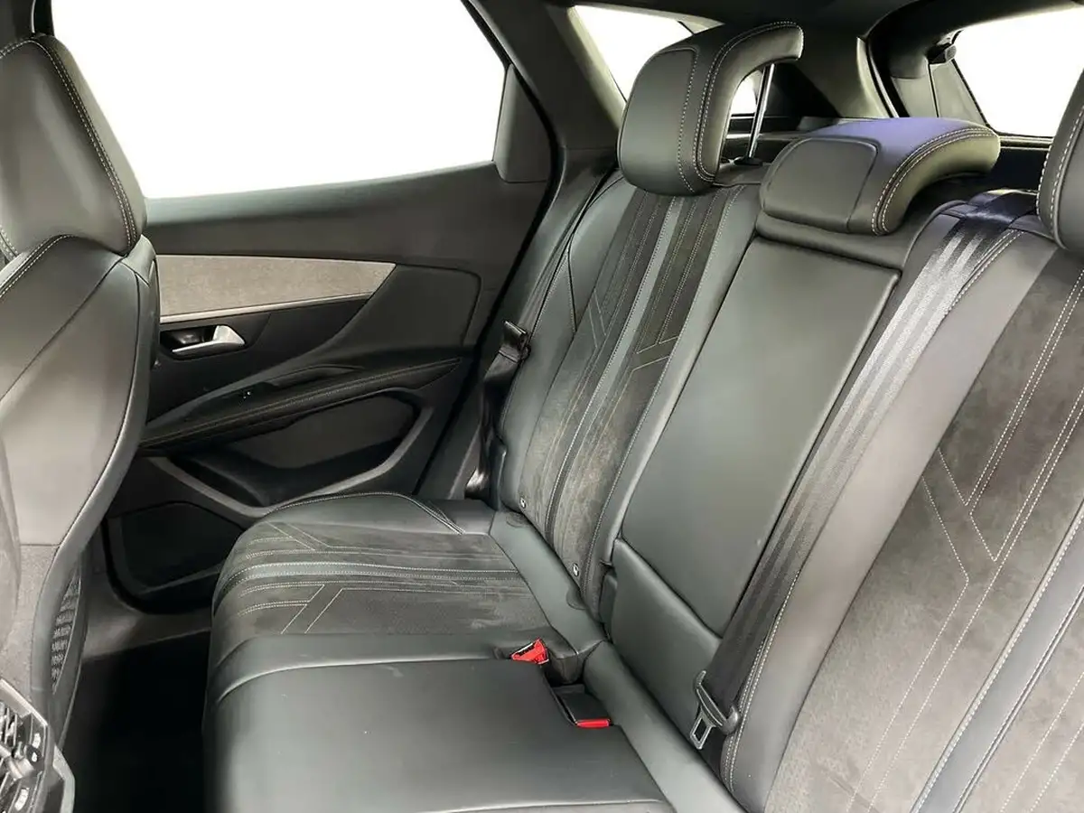 2021-peugeot-3008-suv-12-puretech-gt-premium-big-8