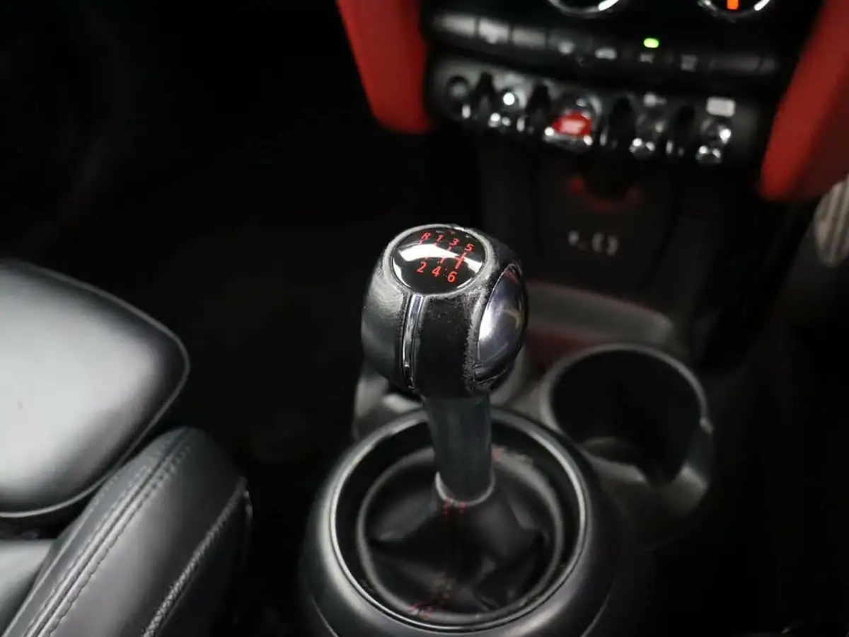 2018-mini-cooper-20-john-cooper-works-series-ii-ss-hatchback-3d-big-17