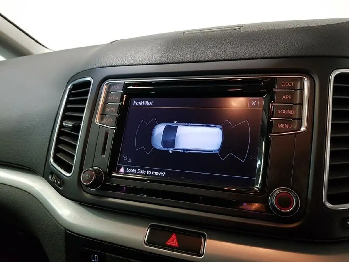 2018-volkswagen-sharan-20tdi-se-150ps-ss-dsg-big-9