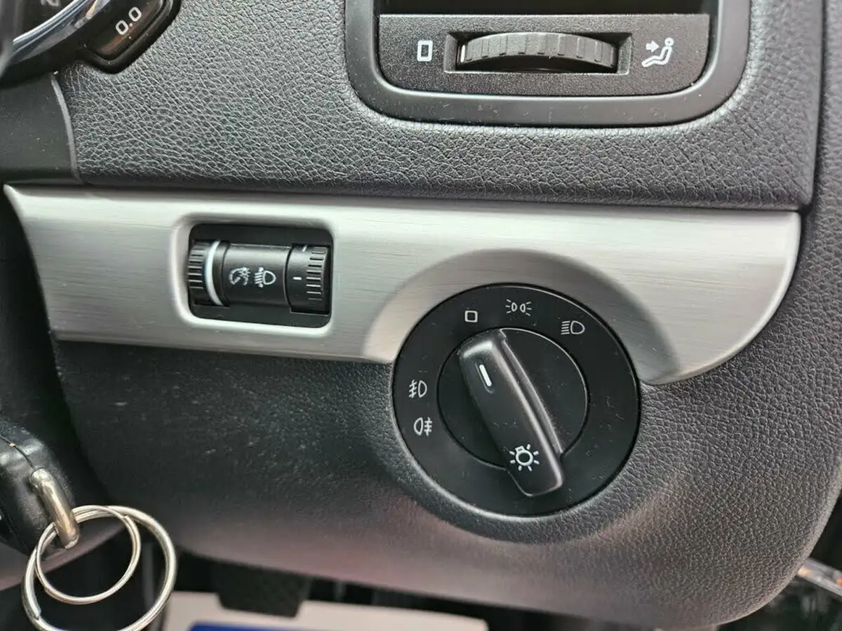 2015-skoda-yeti-20tdi-black-edition-dsg-big-24