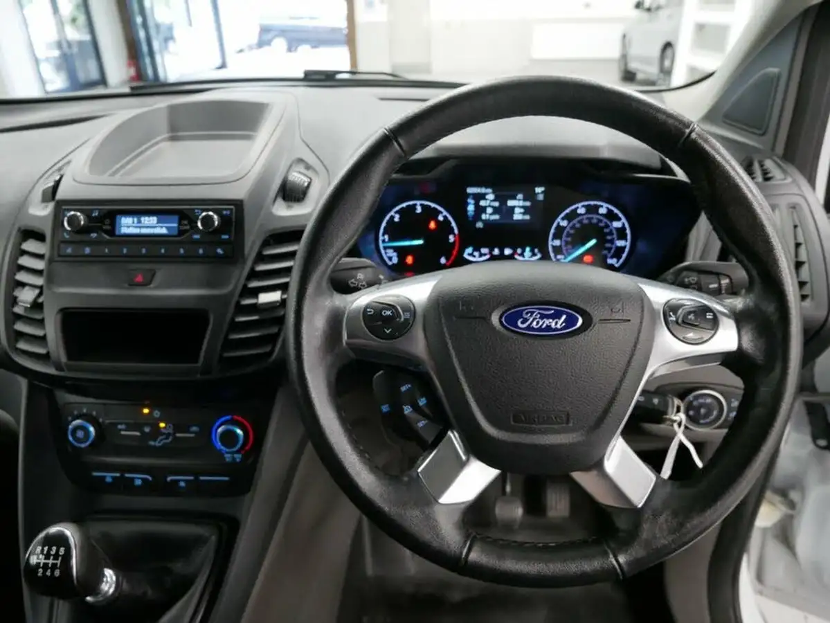 2021-ford-transit-connect-big-12