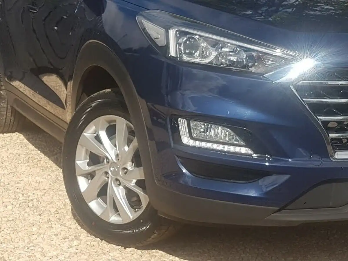 2019-hyundai-tucson-16-gdi-se-nav-big-8