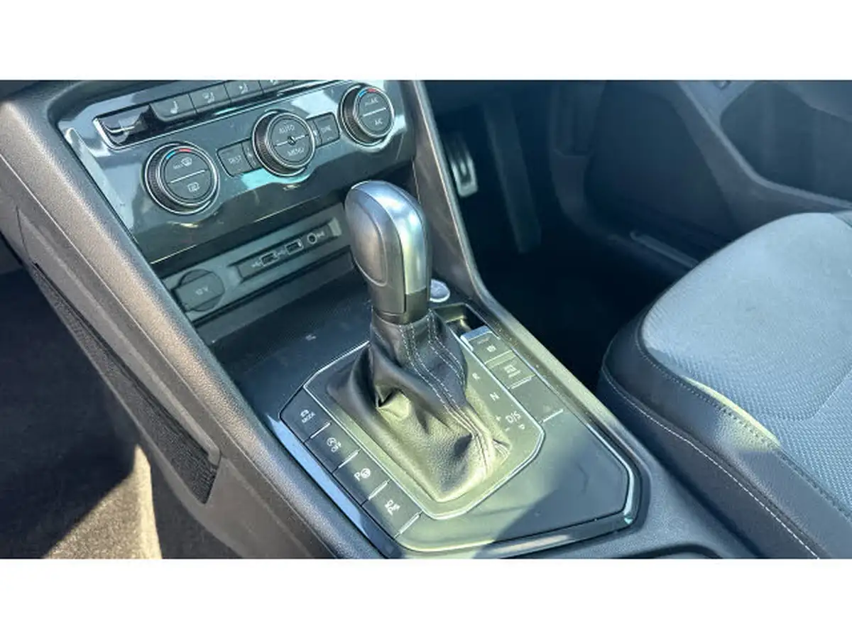 2020-volkswagen-tiguan-20tdi-r-line-tech-150ps-dsg-big-12