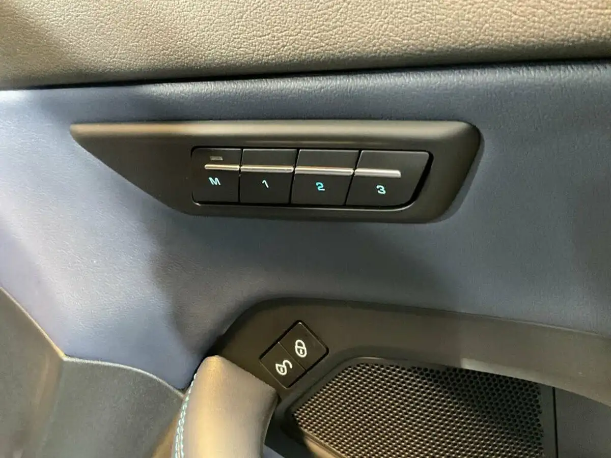 2018-jaguar-e-pace-20-i4d-r-dynamic-hse-240ps-ss-big-31
