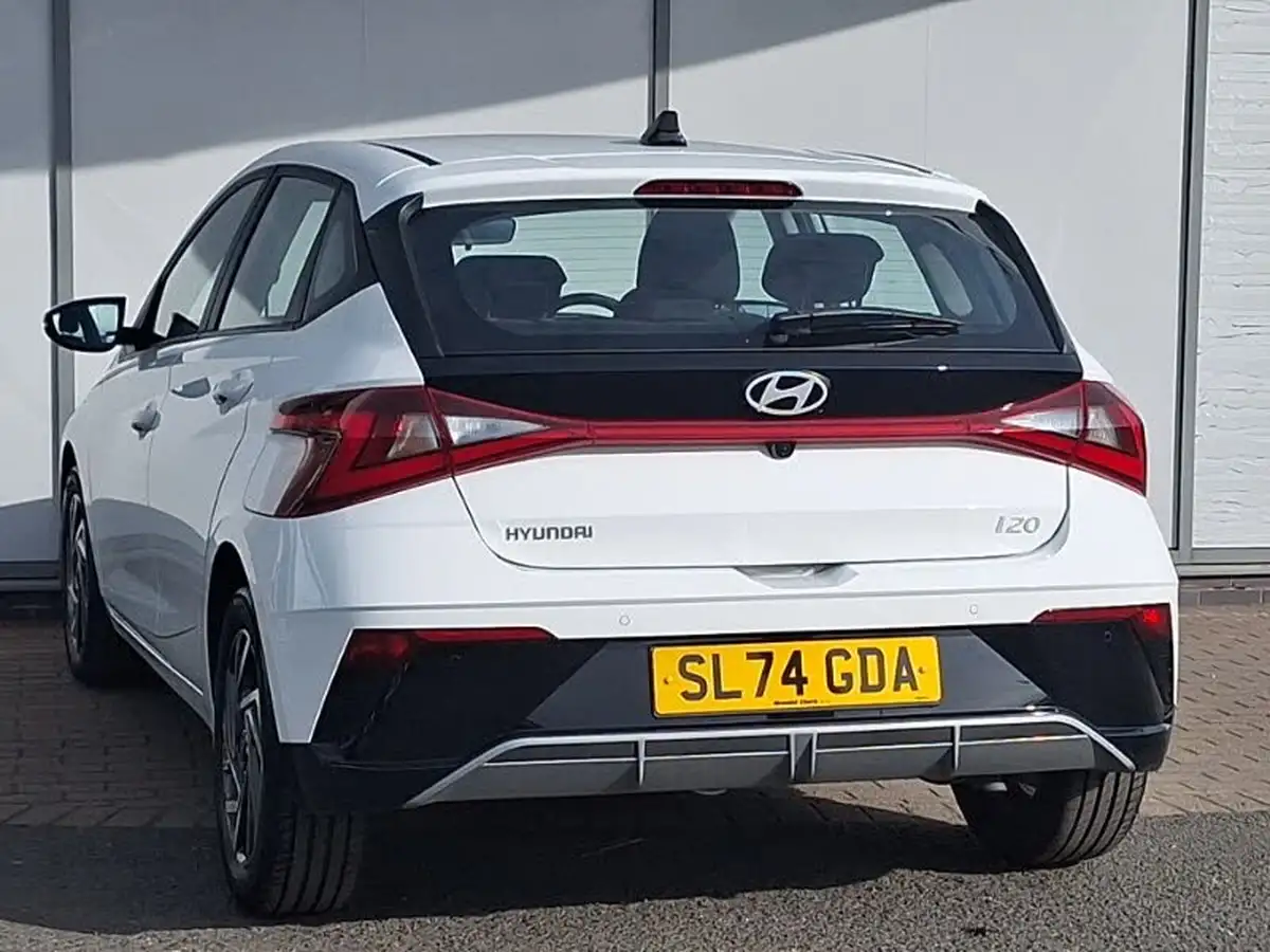 2024-hyundai-i20-10-t-gdi-advance-big-1