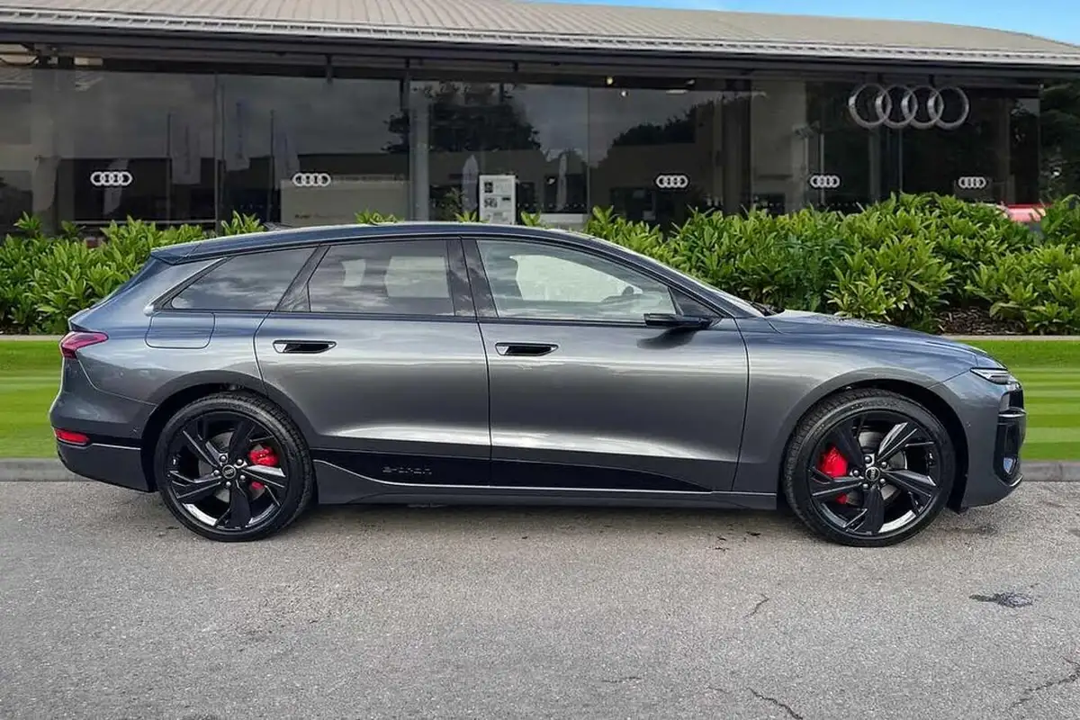 2025-audi-a6-e-tron-e-launch-edition-big-3
