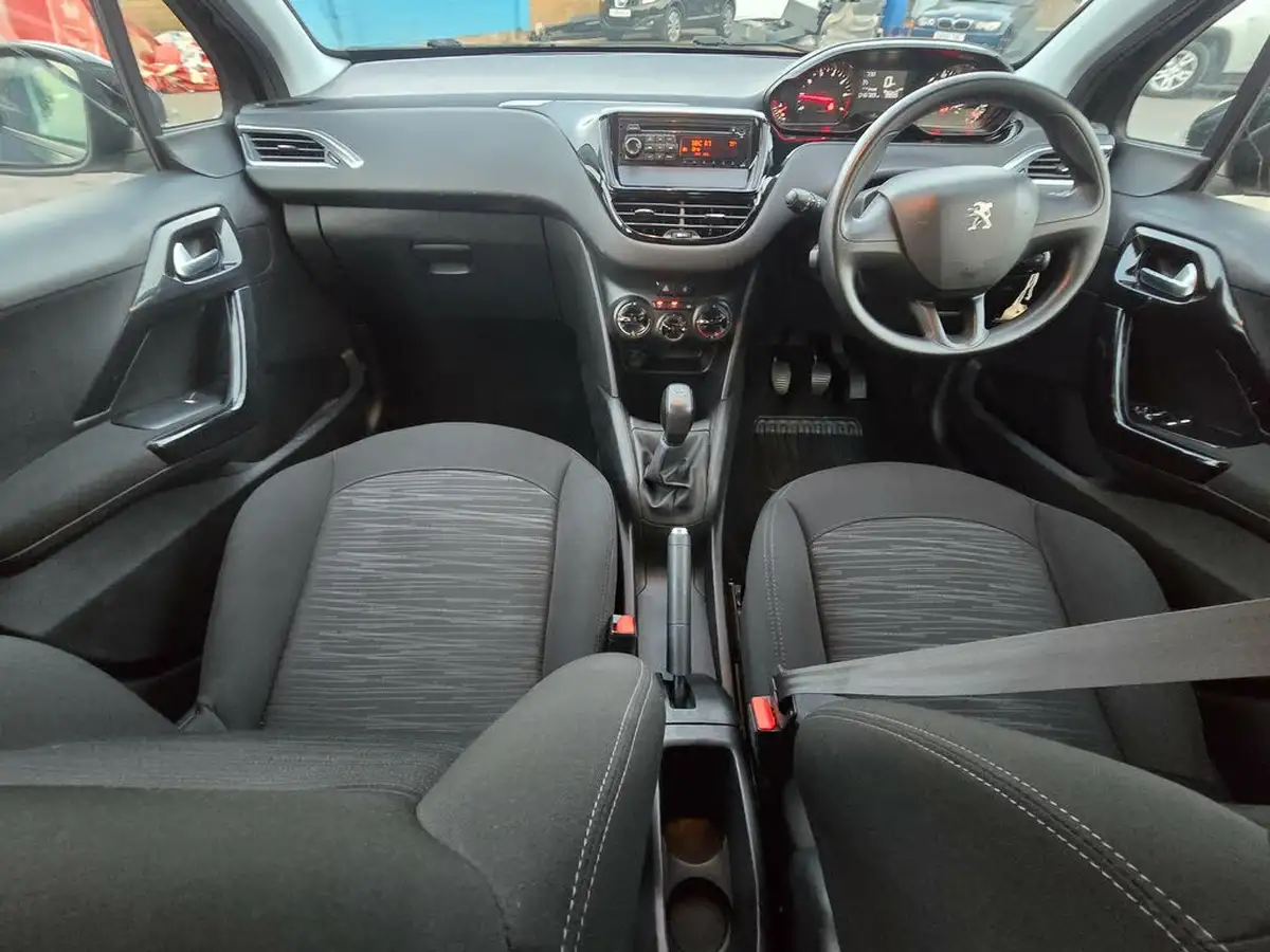 2012-peugeot-208-12-access-5d-big-1